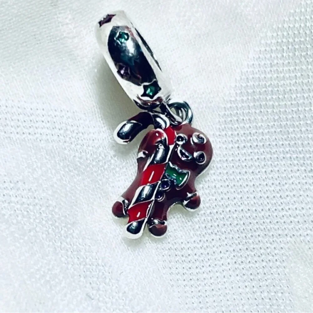 ✨ NWOT Gingerbread 🍬 Candy Cane Charm – Christmas
